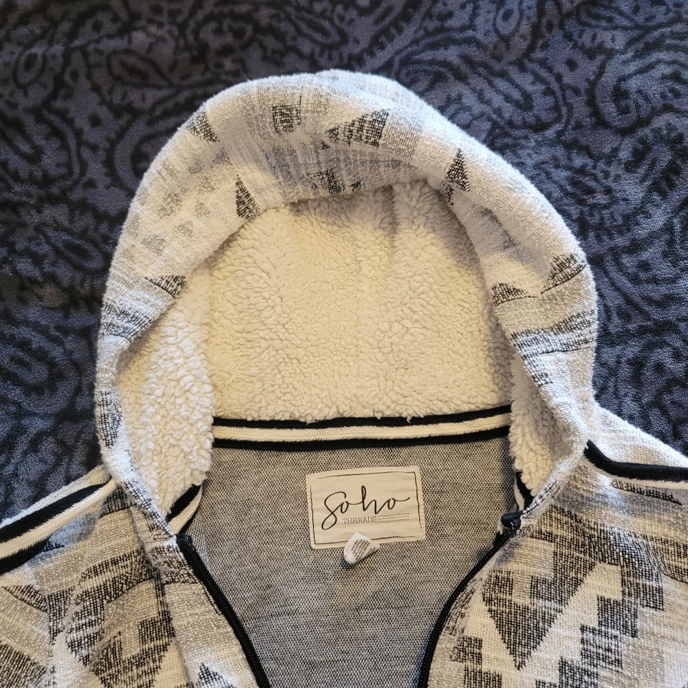 Soho Threads ZipUp Sweater - Picture 4 of 6